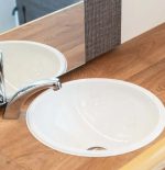 ღონისძიების დასადგამი ტუალეტის ხელსაბანი